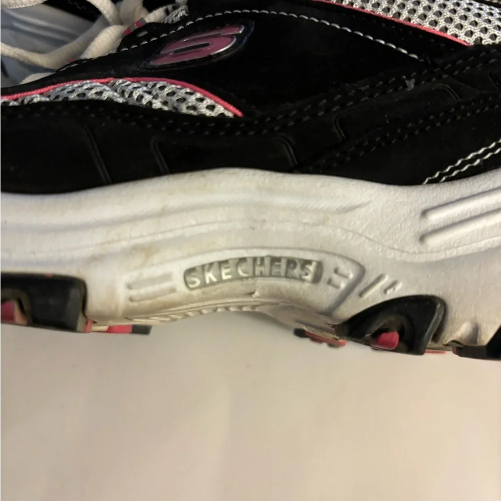Skechers D'Lites Black and Pink Sneakers Size 8.5